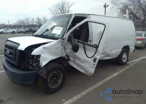 2010 Ford E-150 Commercial/Recreational z USA, uszkodzony, nr VIN 1FTNE1EW4ADA14911